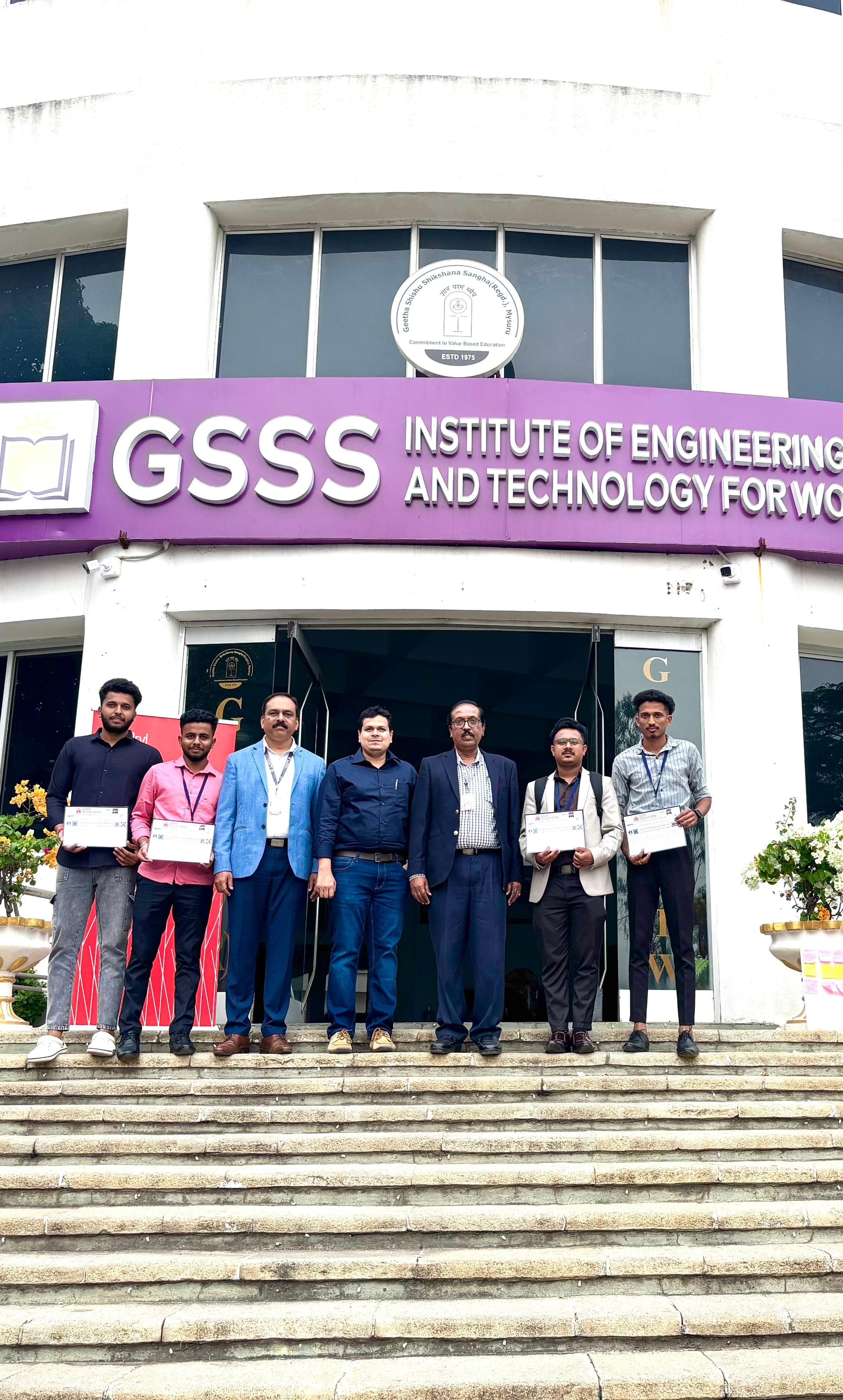 E-MINDS Hackathon media 5