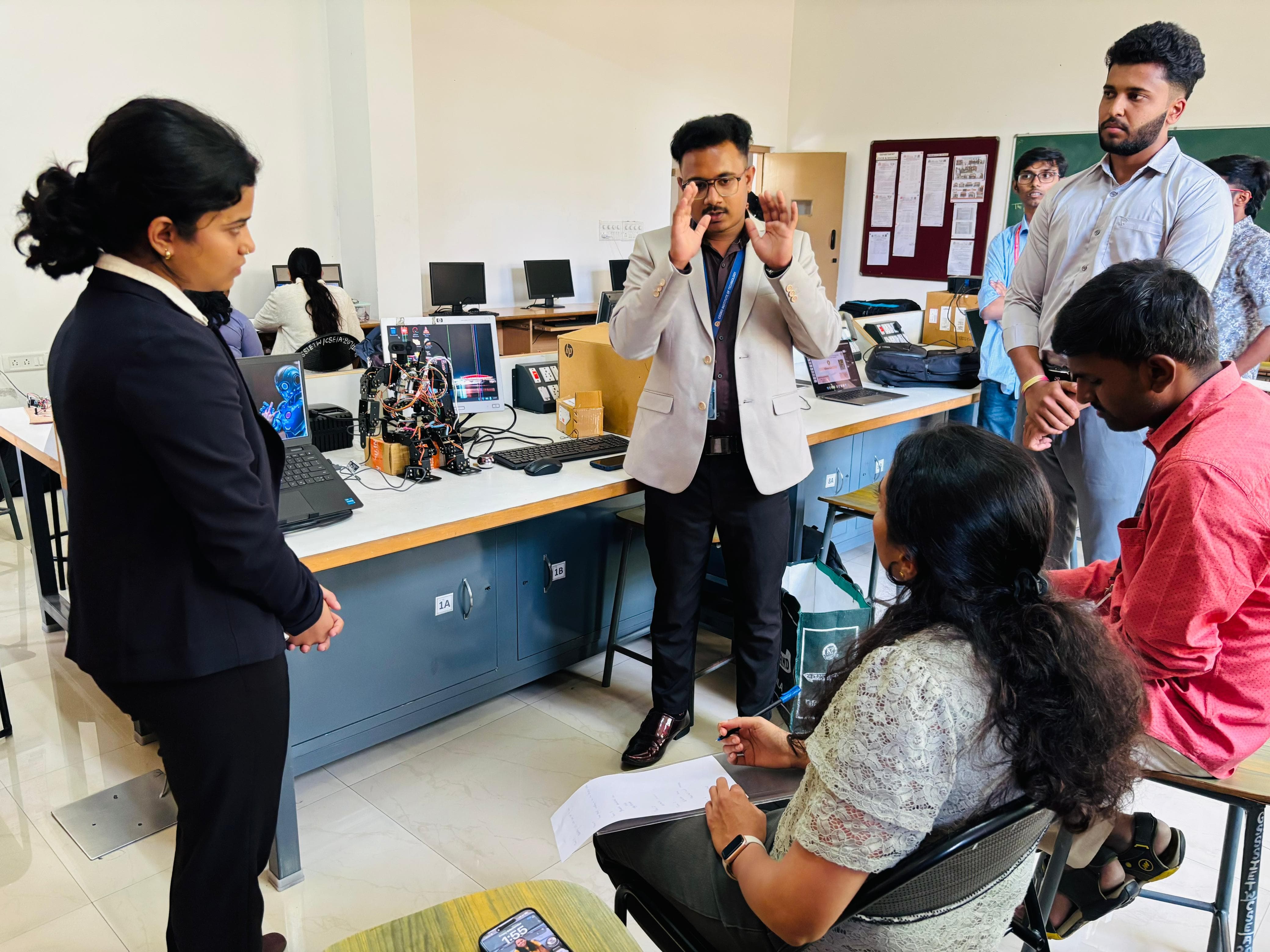 Micro-Vision - Big Ideas in Small Projects media 1