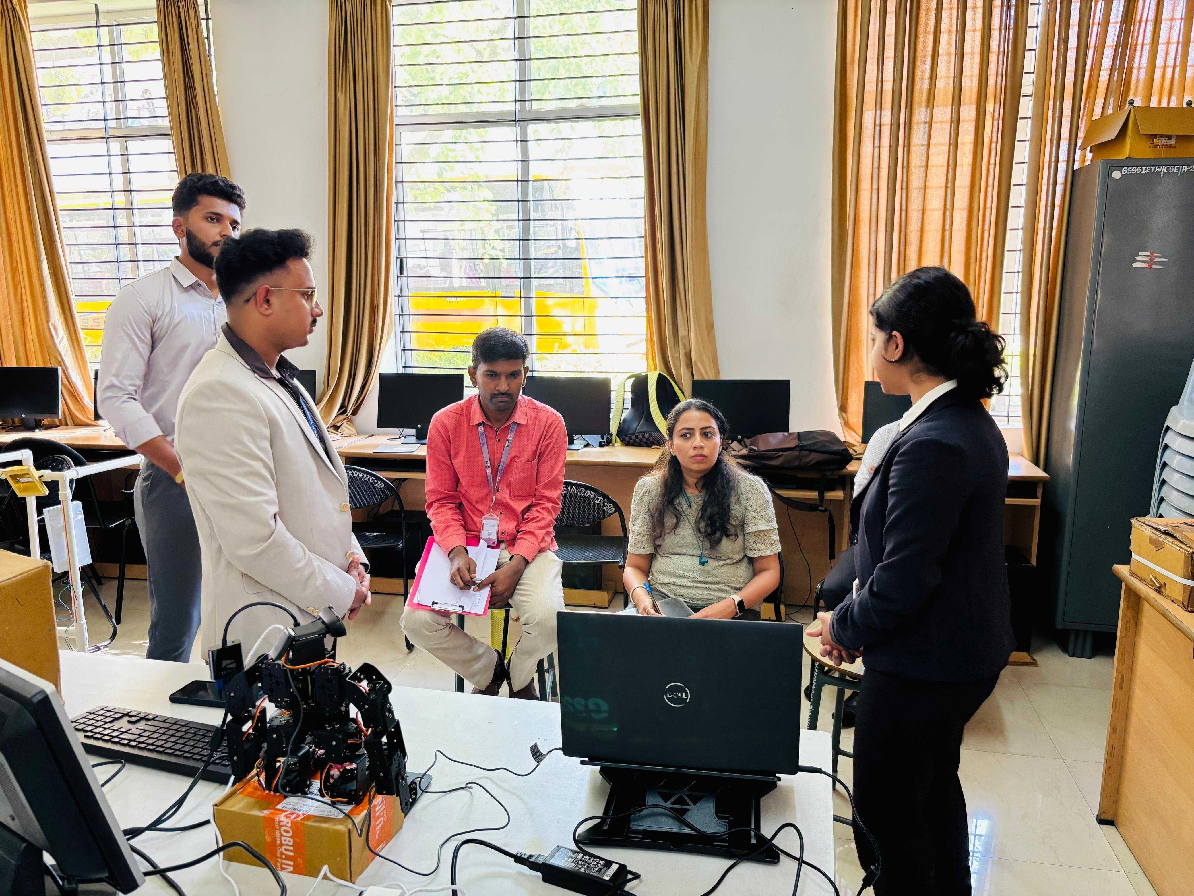 Micro-Vision - Big Ideas in Small Projects media 3